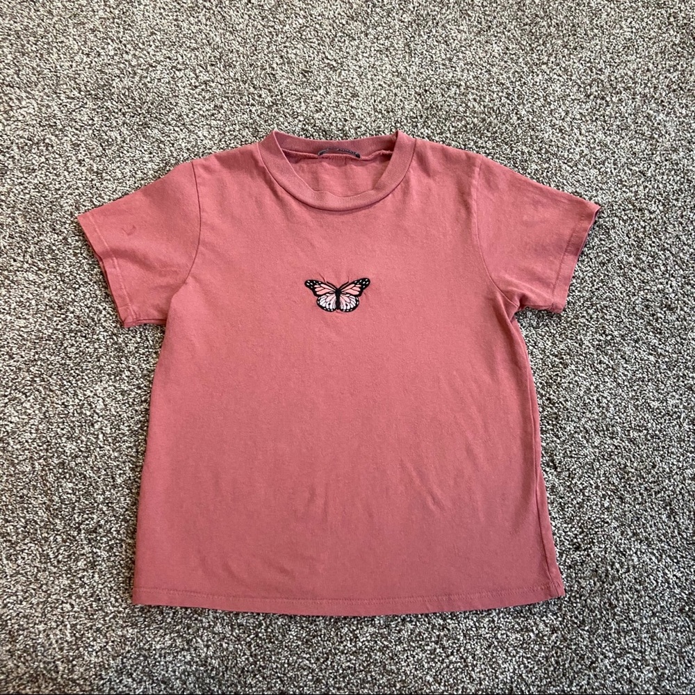 Brandy Melville Tee - Picture 3 of 4